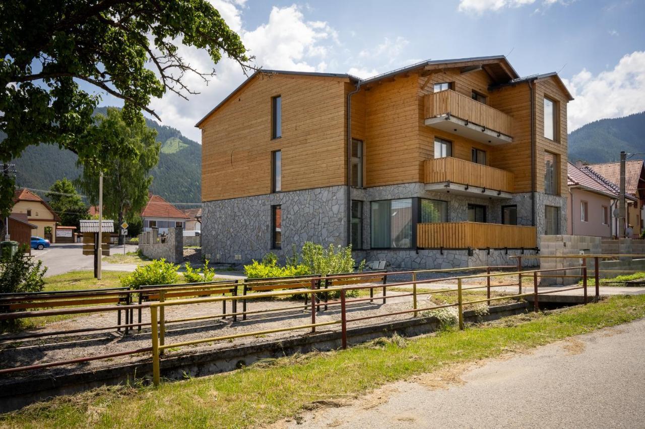 Berg Liptov Otel Liptovský Mikuláš Dış mekan fotoğraf