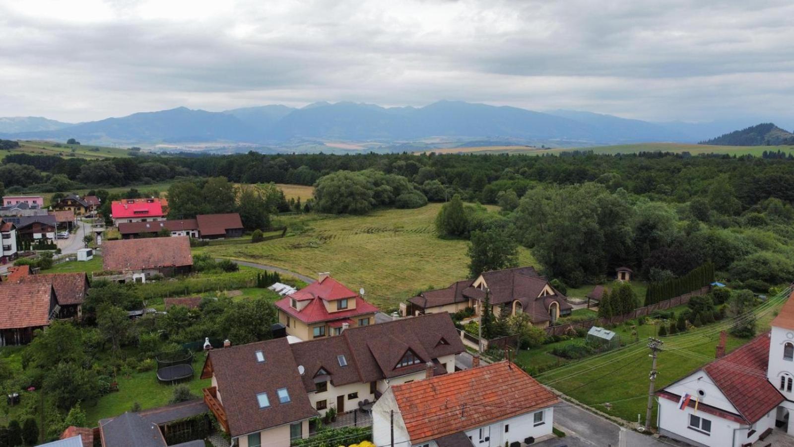 Berg Liptov Otel Liptovský Mikuláš Dış mekan fotoğraf