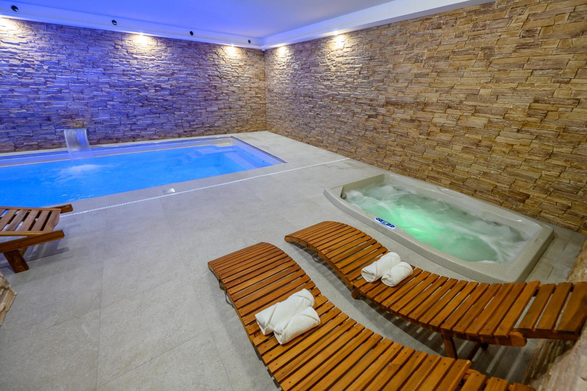 Berg Liptov Otel Liptovský Mikuláš Dış mekan fotoğraf